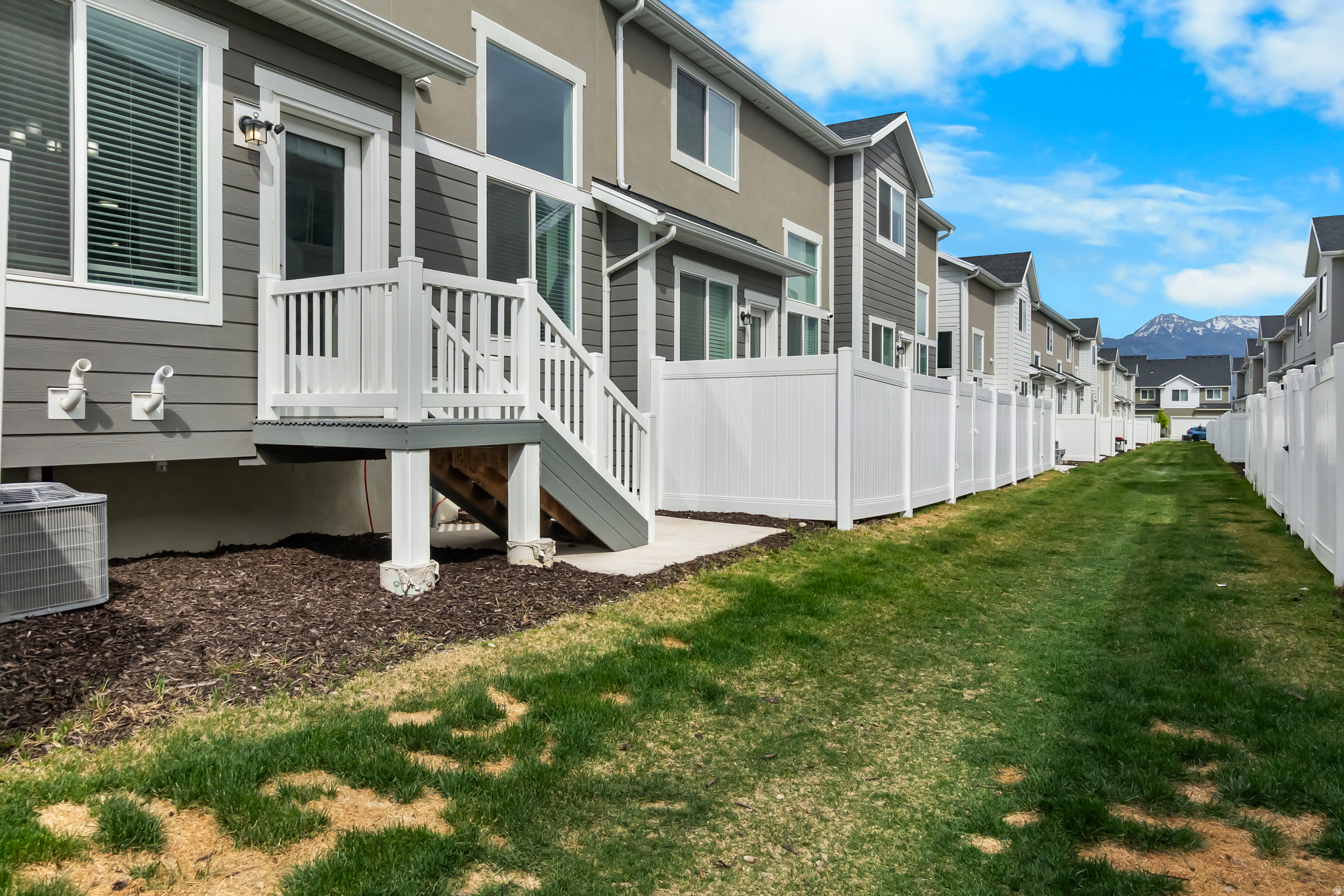 WILLOW POINT - Residential