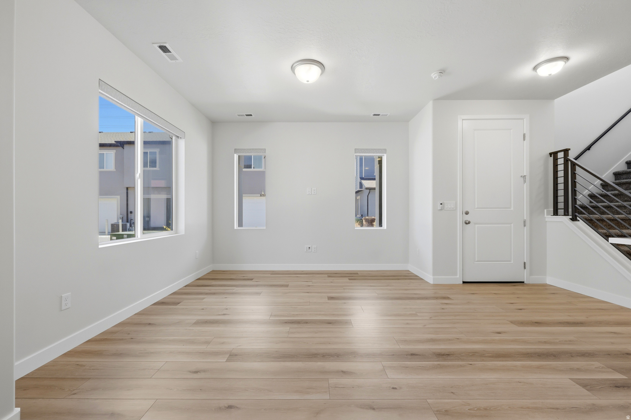 SALT POINT - Residential