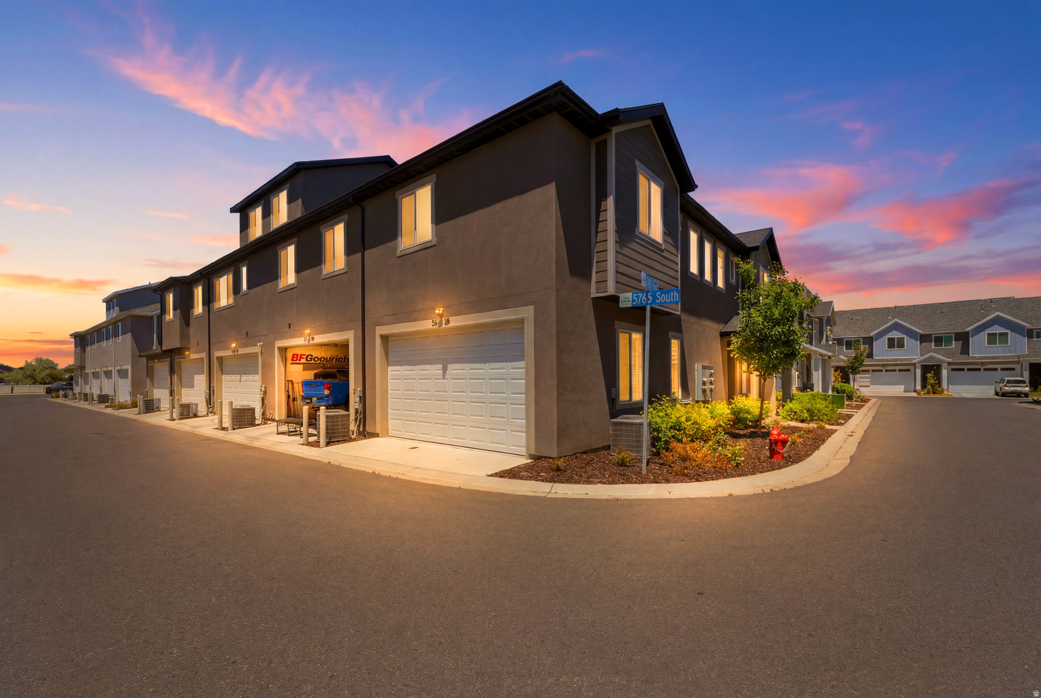 SALT POINT - Residential