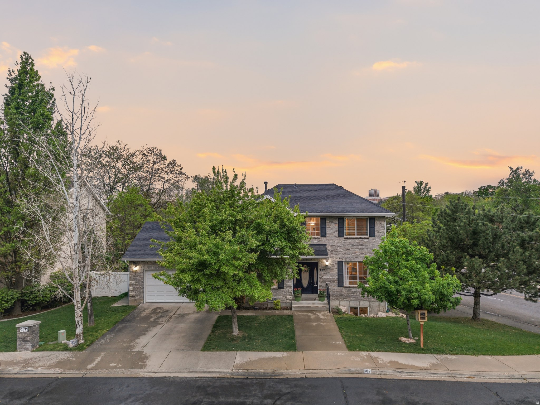 HILLSDALE PUD PHASE - Residential