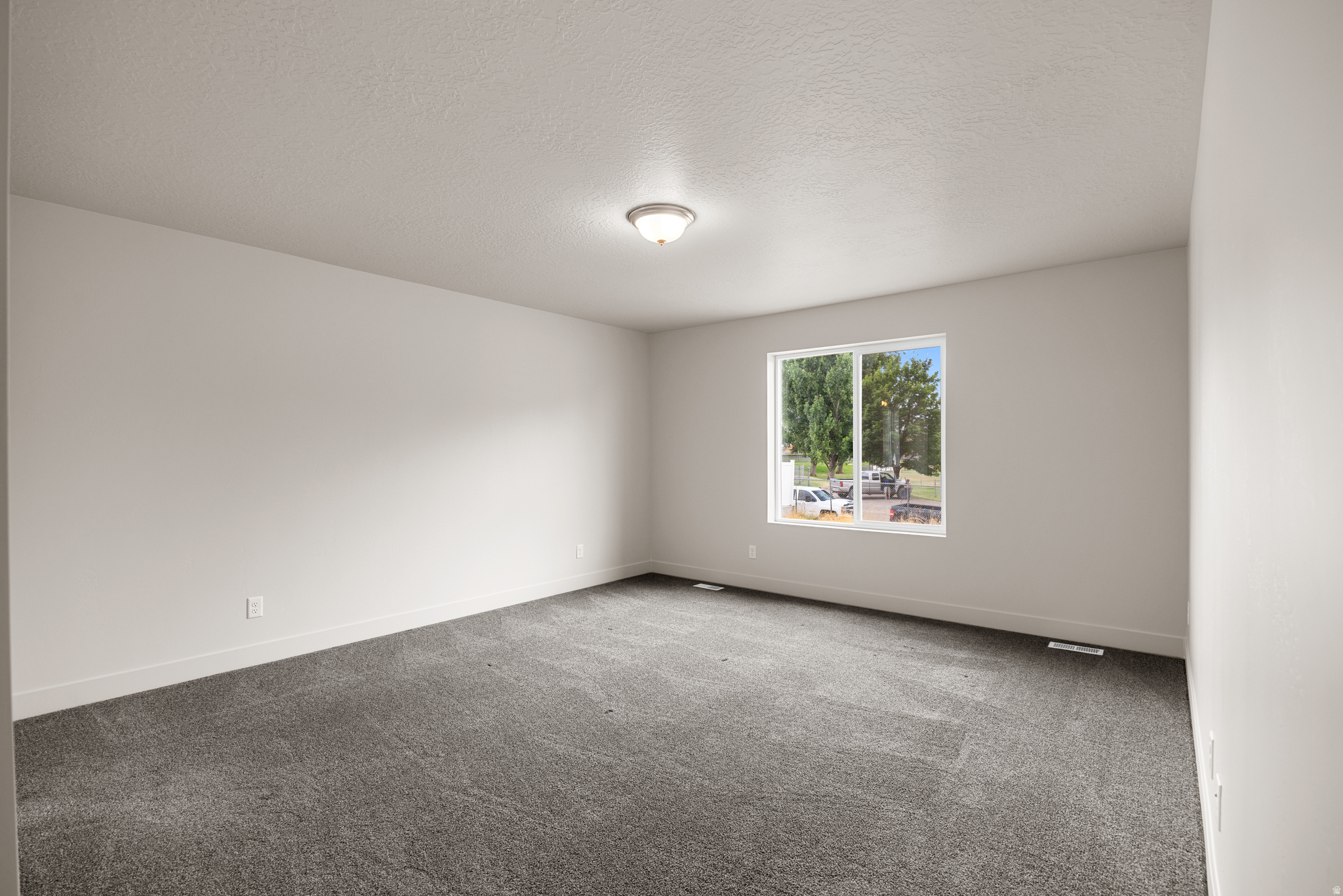 MAPLE MOUNTAIN - Residential