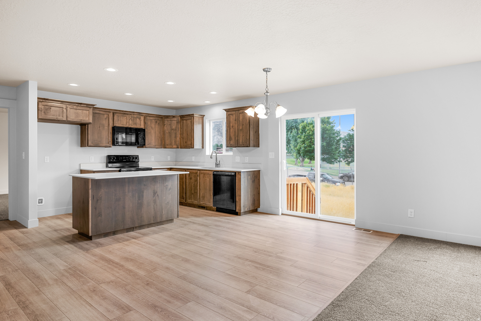 MAPLE MOUNTAIN - Residential