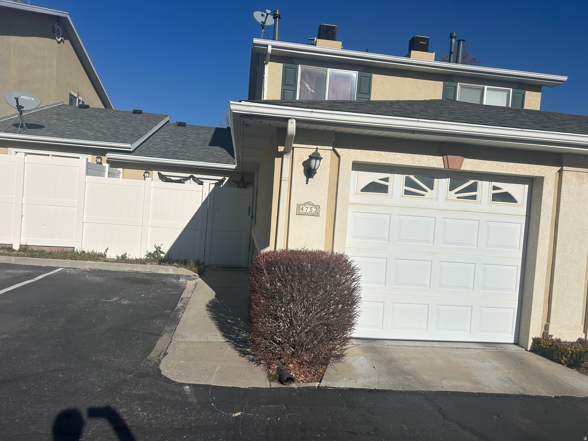 TUSCANY TOWNHOMES PHASE 1 CONDO - Residential