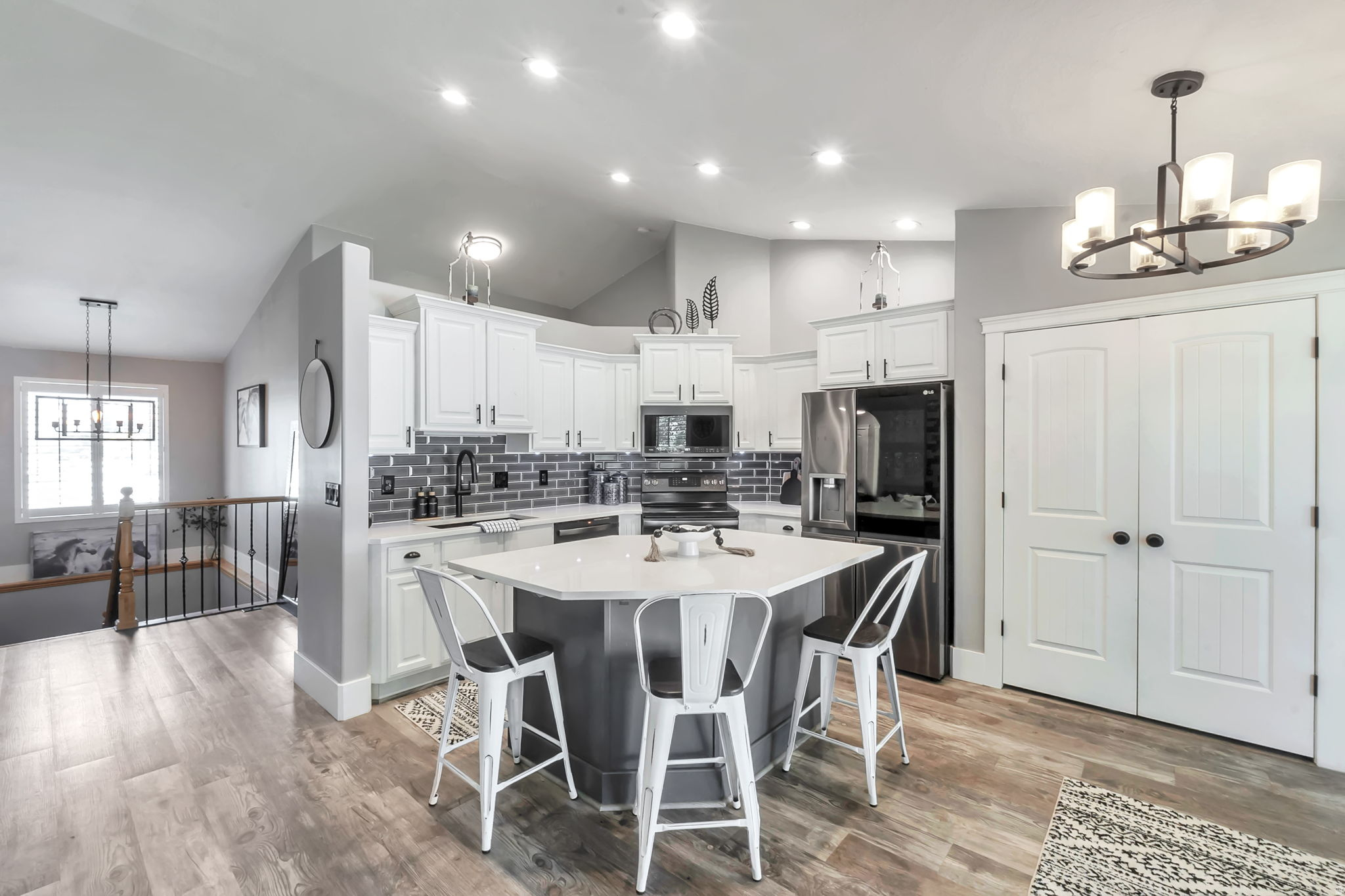 COLES CROSSING - Residential