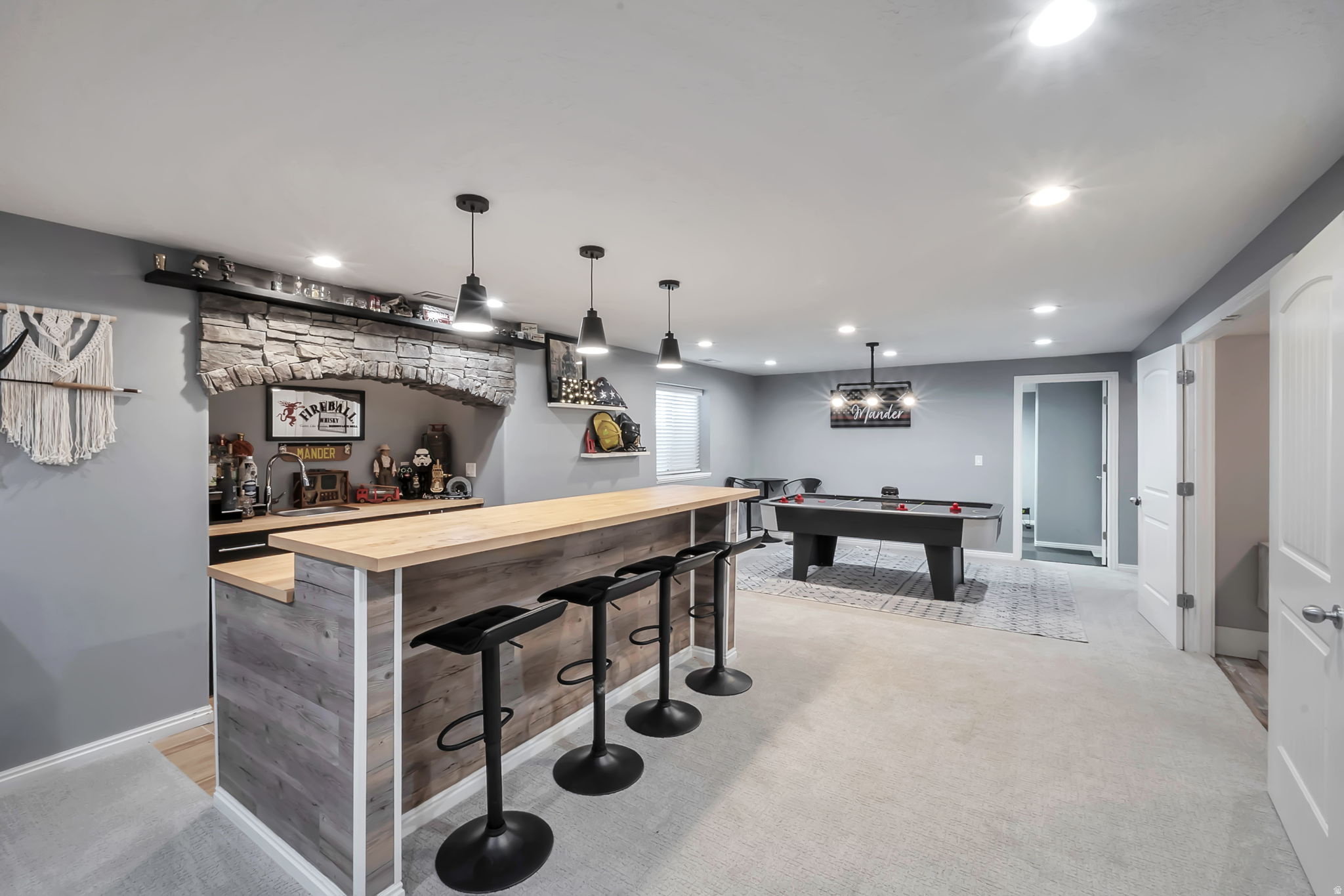 COLES CROSSING - Residential