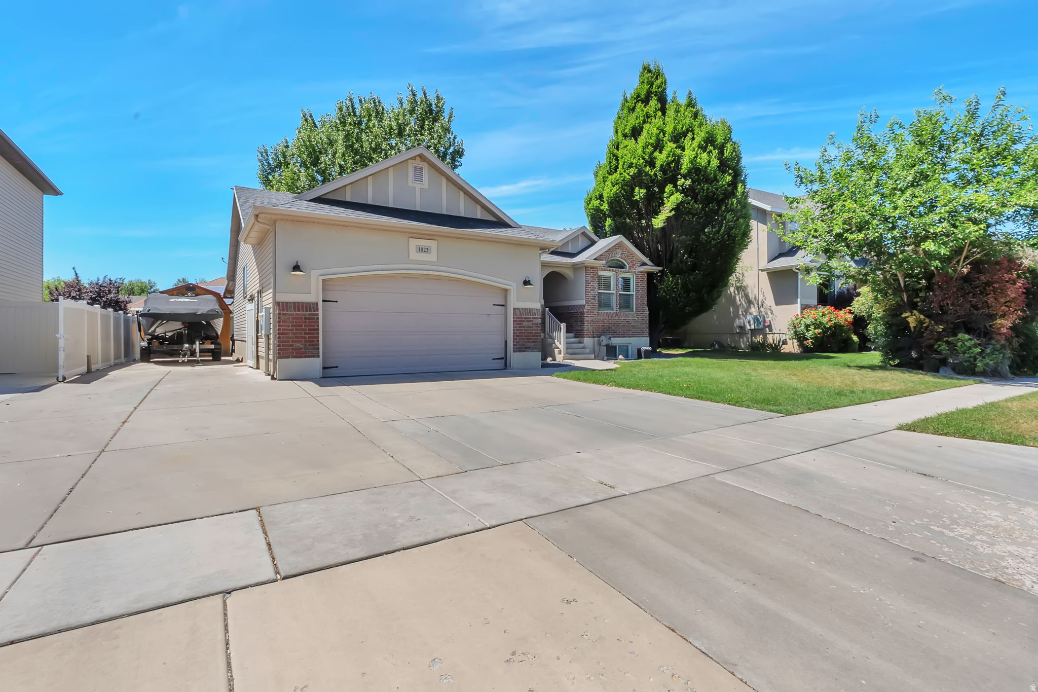 COLES CROSSING - Residential