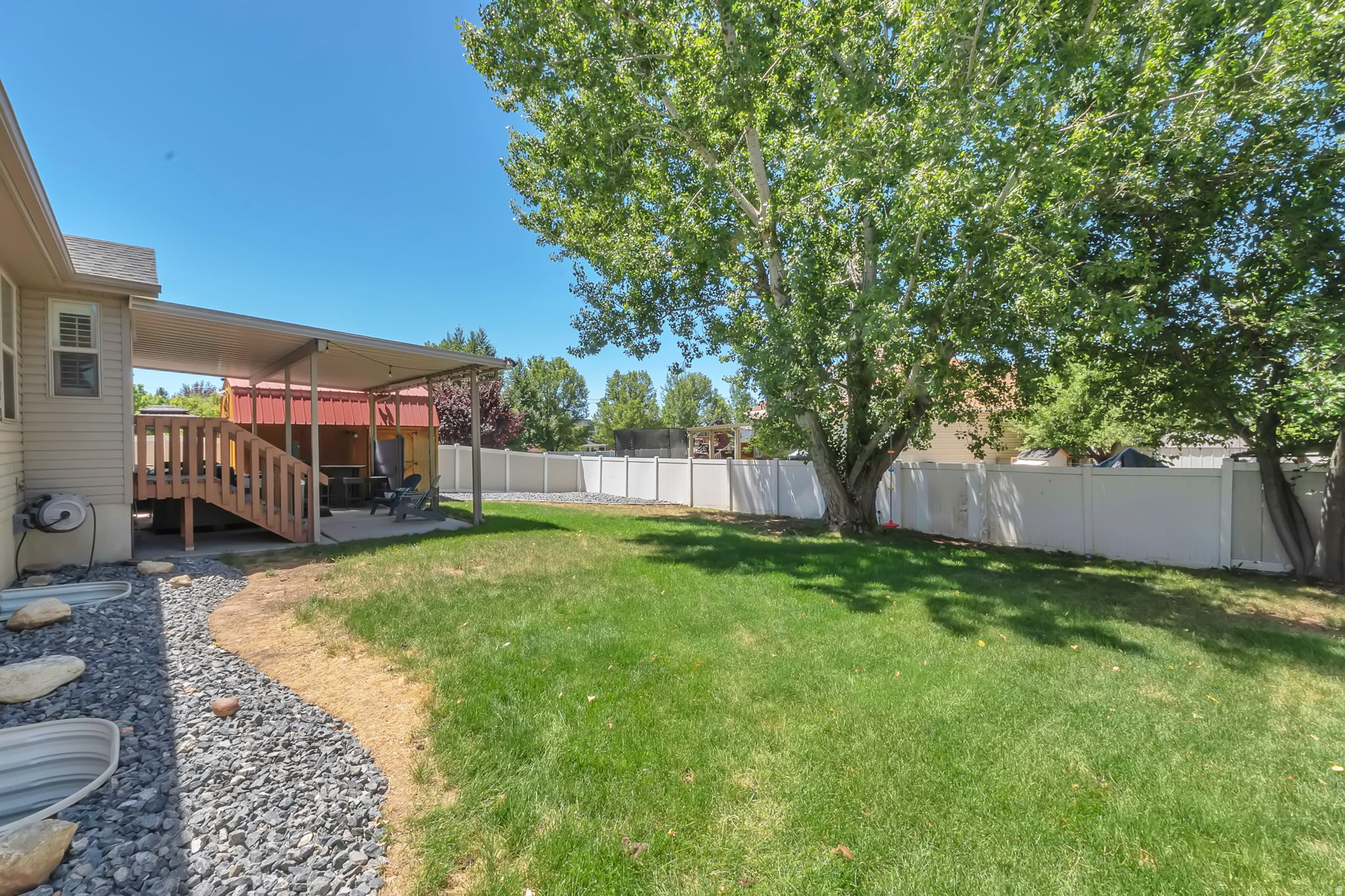 COLES CROSSING - Residential