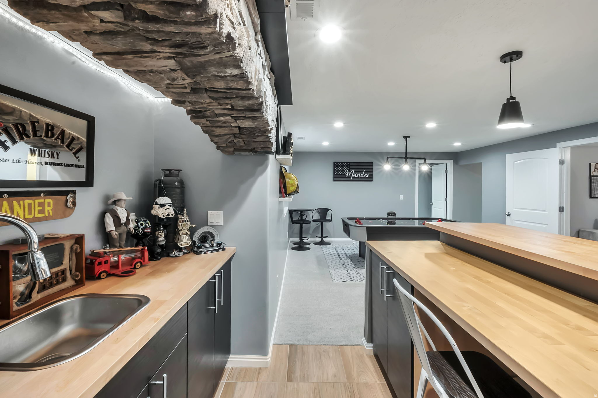 COLES CROSSING - Residential
