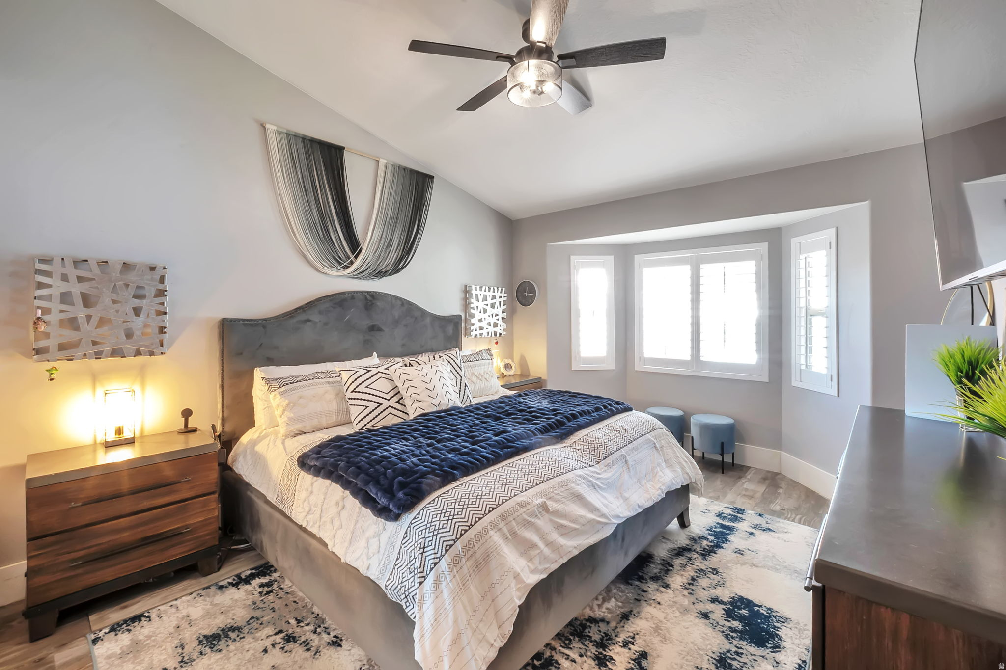 COLES CROSSING - Residential