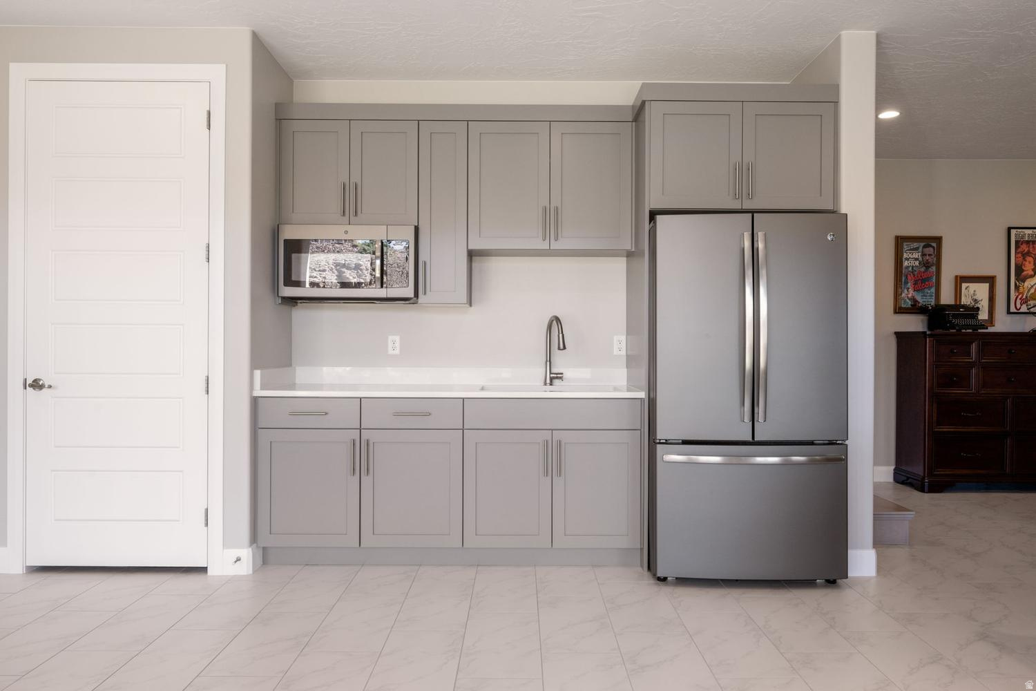 RIVERSIDE CLIFFS SUBDIVISION PH 4 - Residential