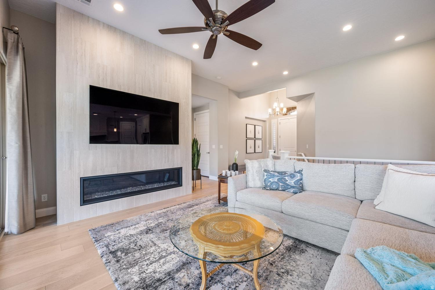 RIVERSIDE CLIFFS SUBDIVISION PH 4 - Residential
