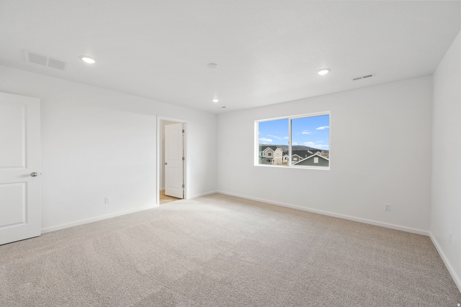 DEER RUN - Residential