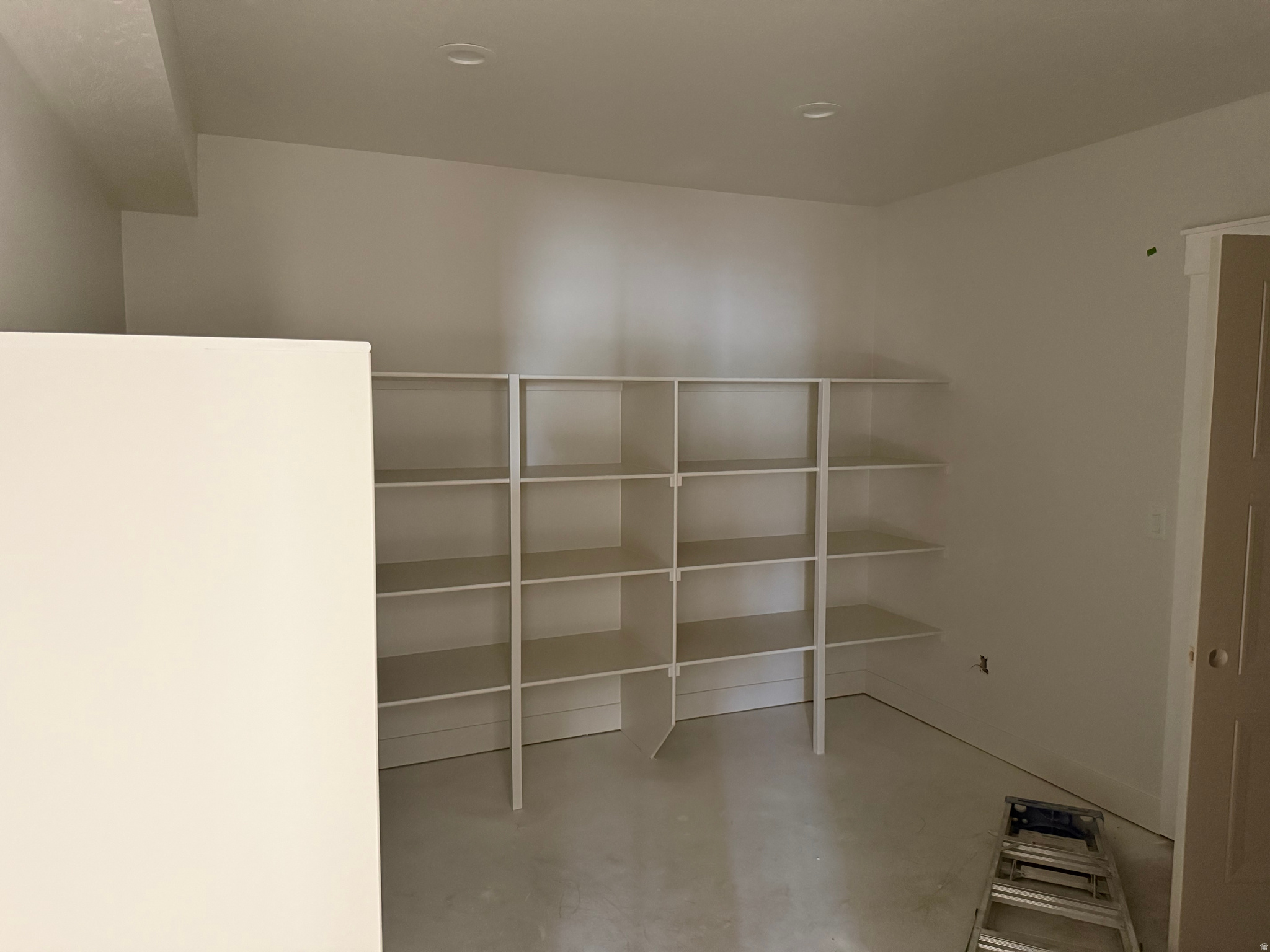 SUMMERHILL LANE - Residential