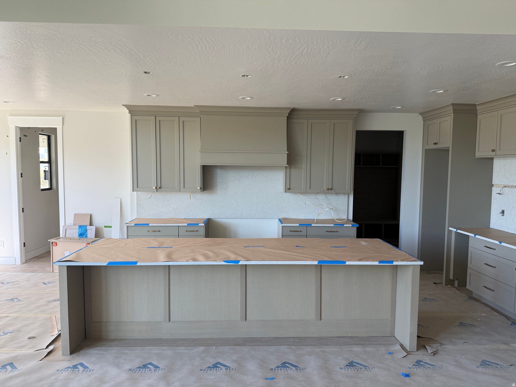 SUMMERHILL LANE - Residential
