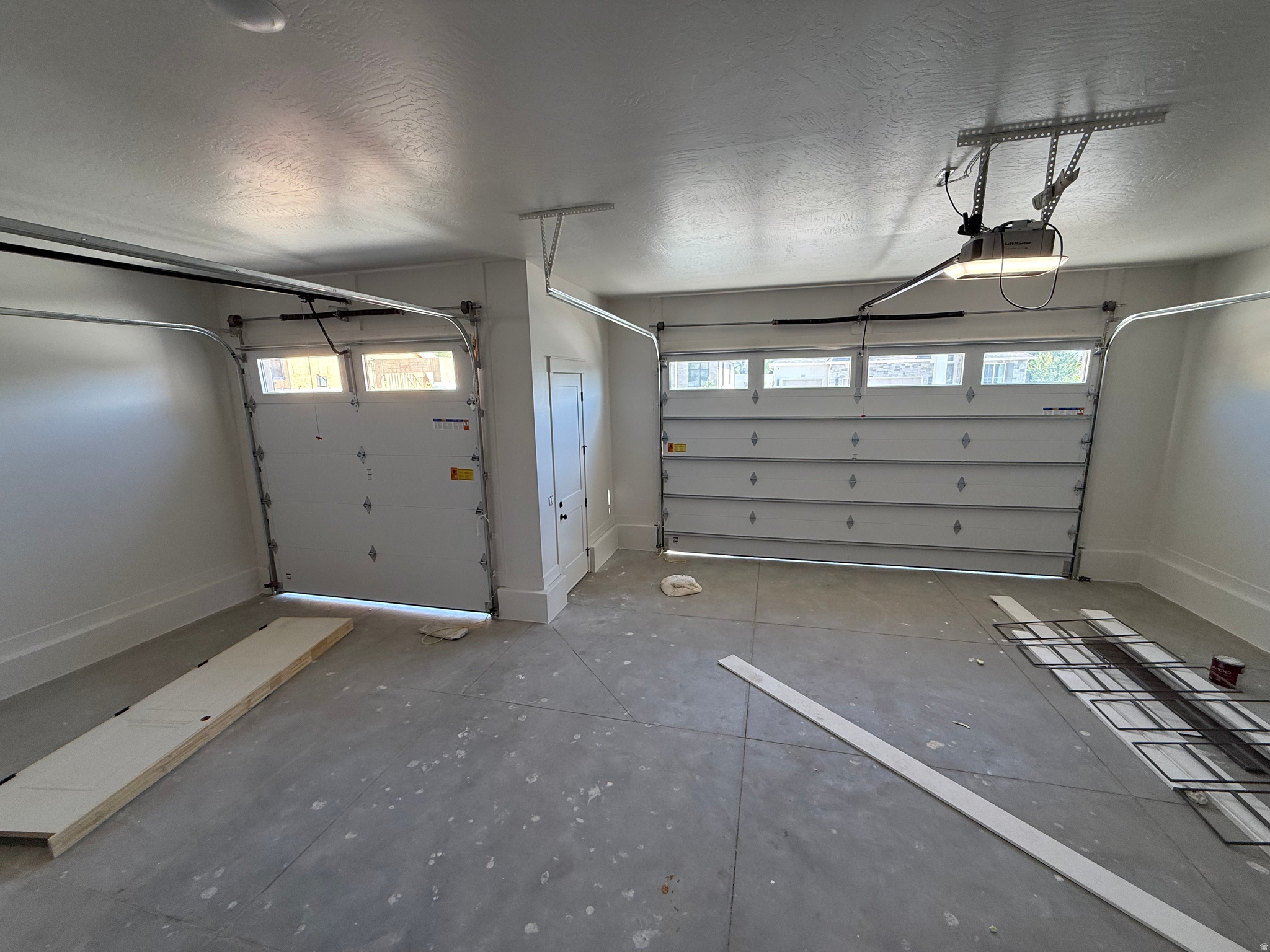 SUMMERHILL LANE - Residential
