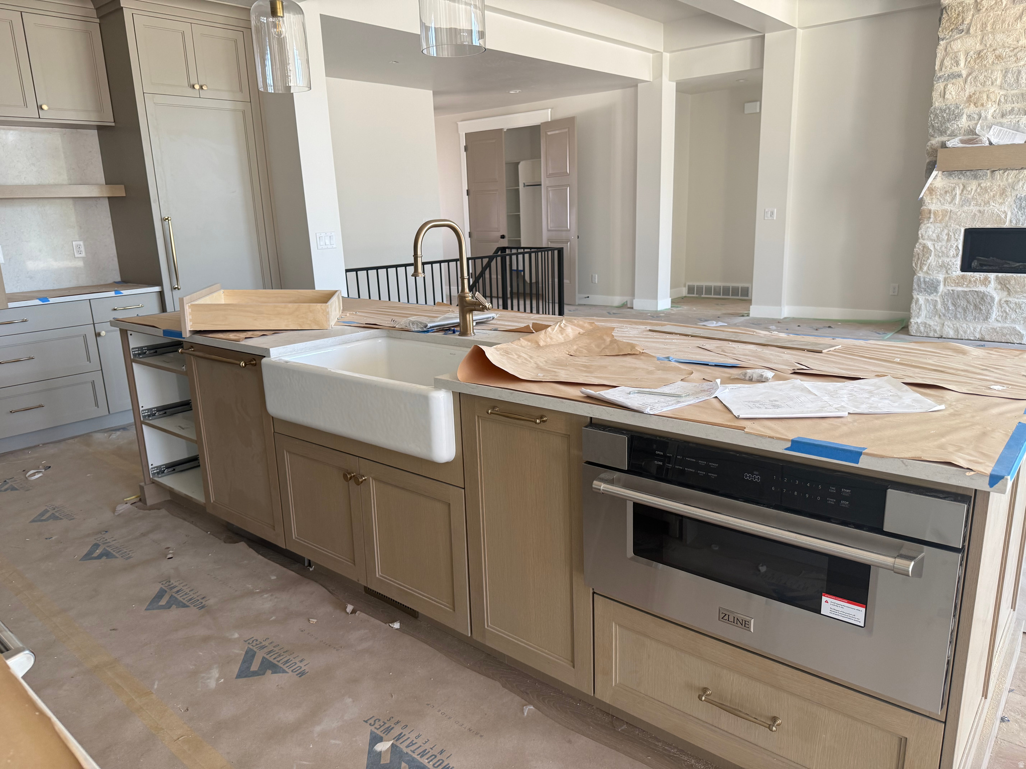 SUMMERHILL LANE - Residential