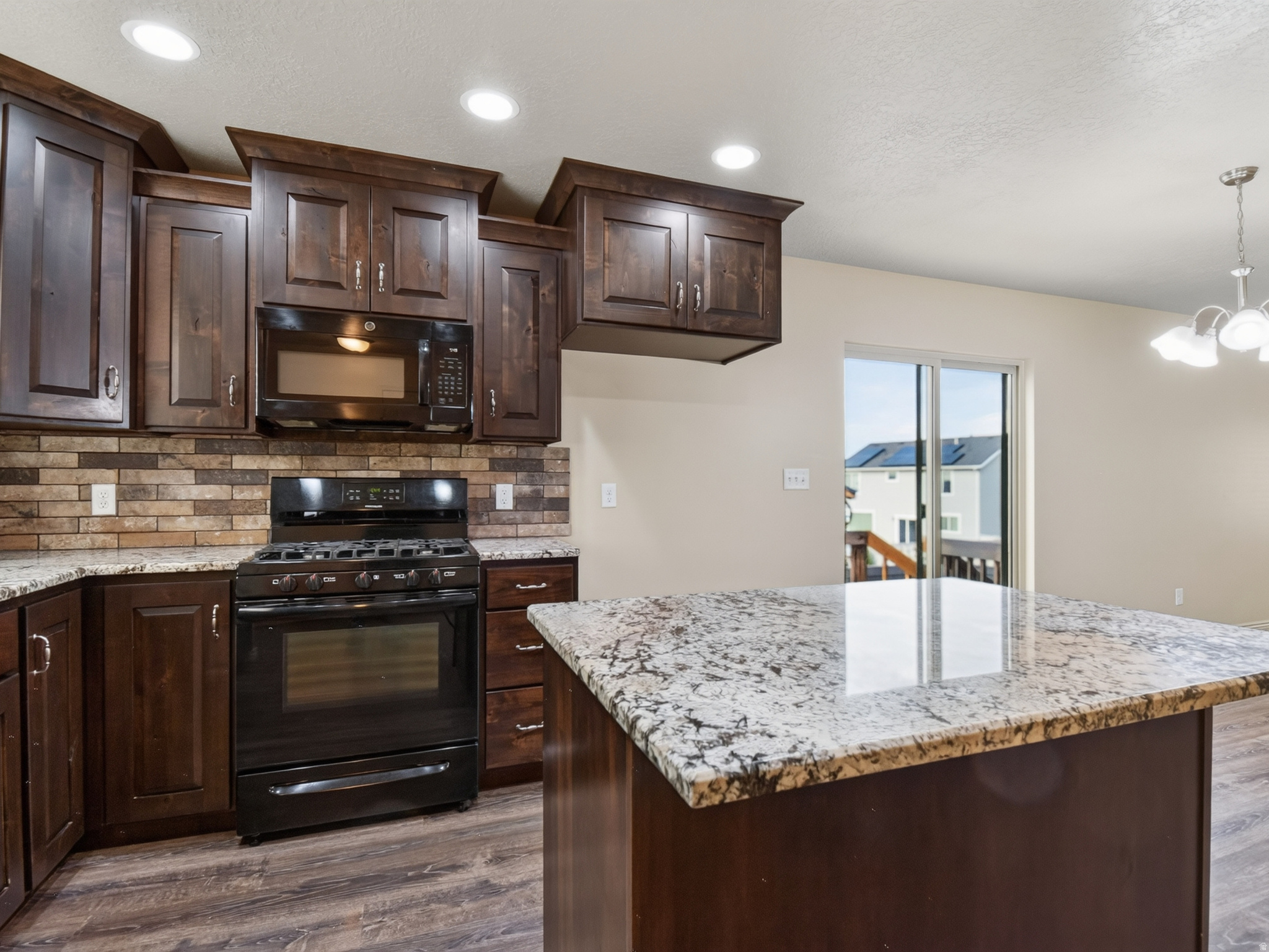 RIDGE - Residential