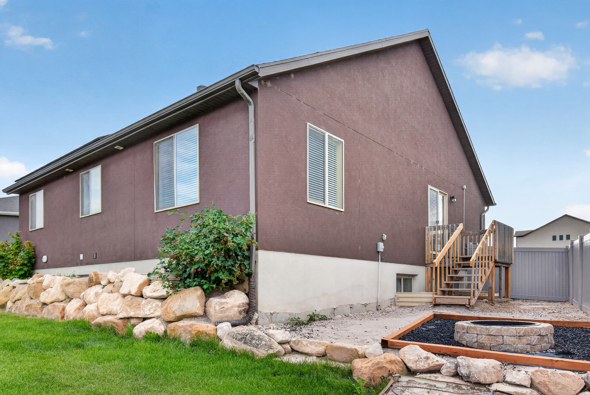 RIDGE - Residential