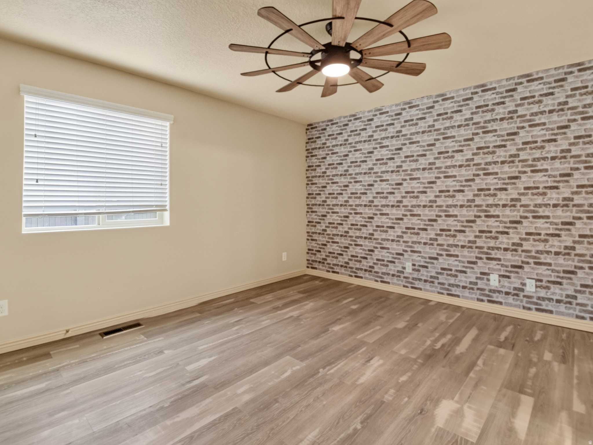 RIDGE - Residential
