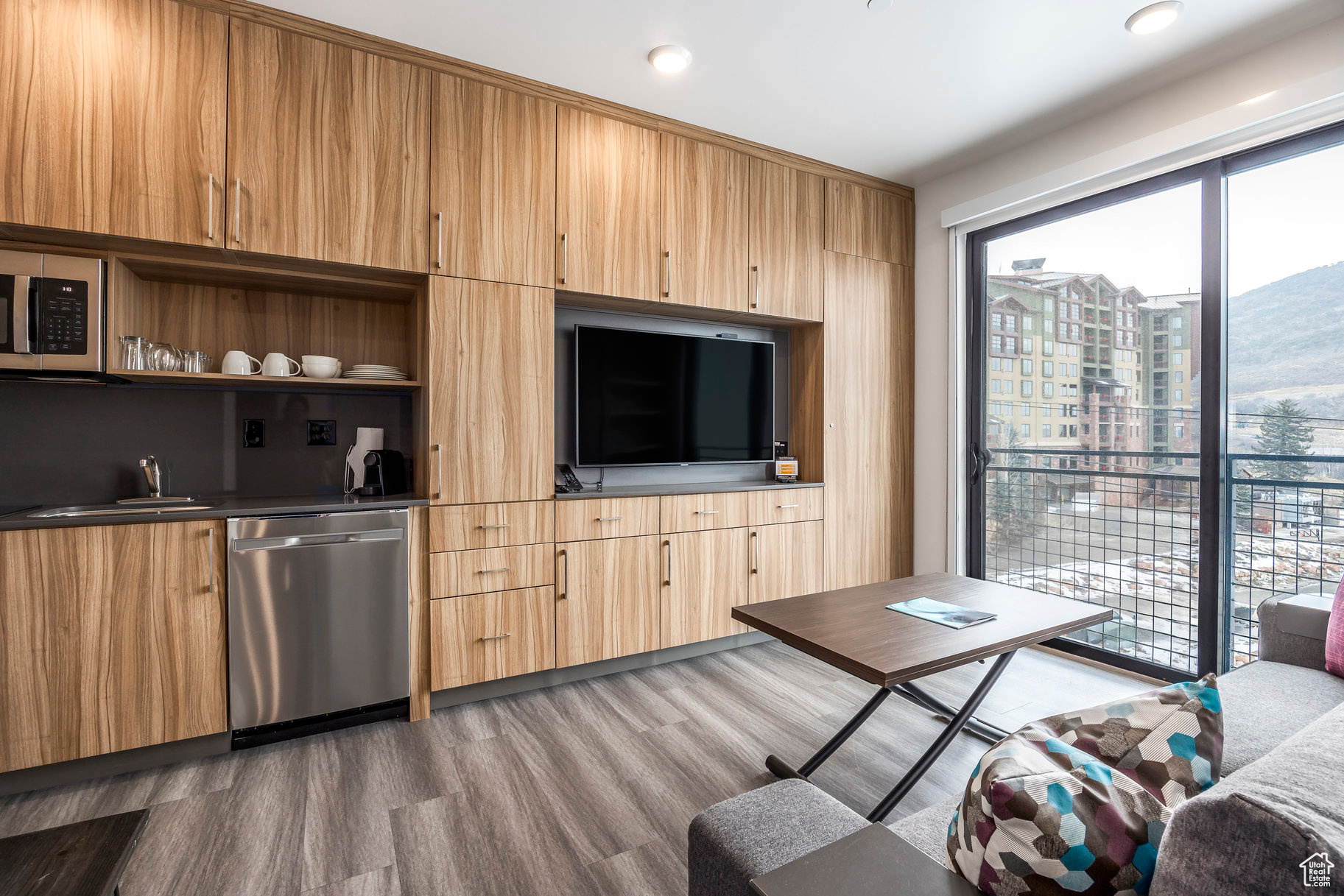 CANYON HAUS/YOTELPAD - Residential