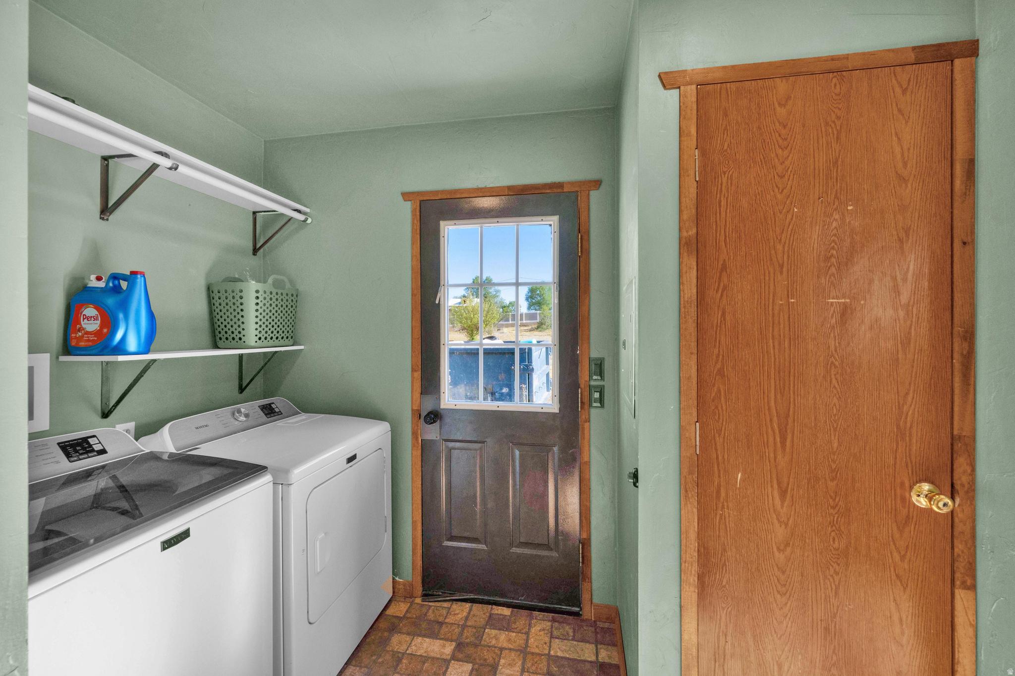DAILEY MINOR - Residential