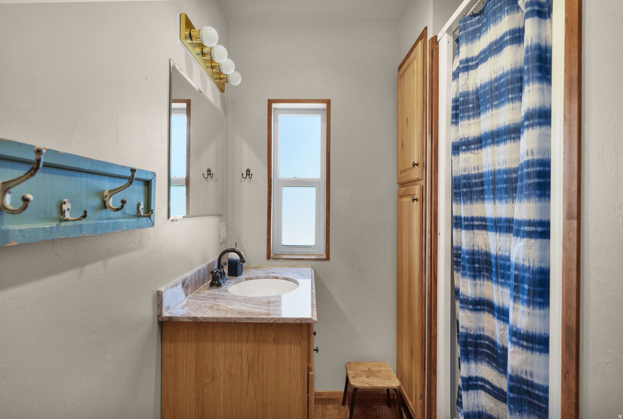 DAILEY MINOR - Residential