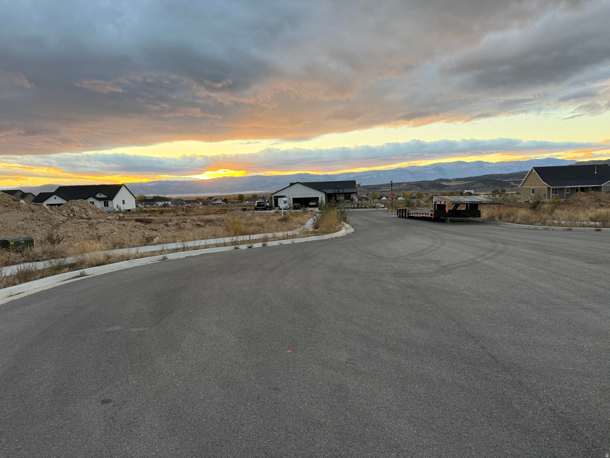 MOUNTAINVILLE FARMS - Residential