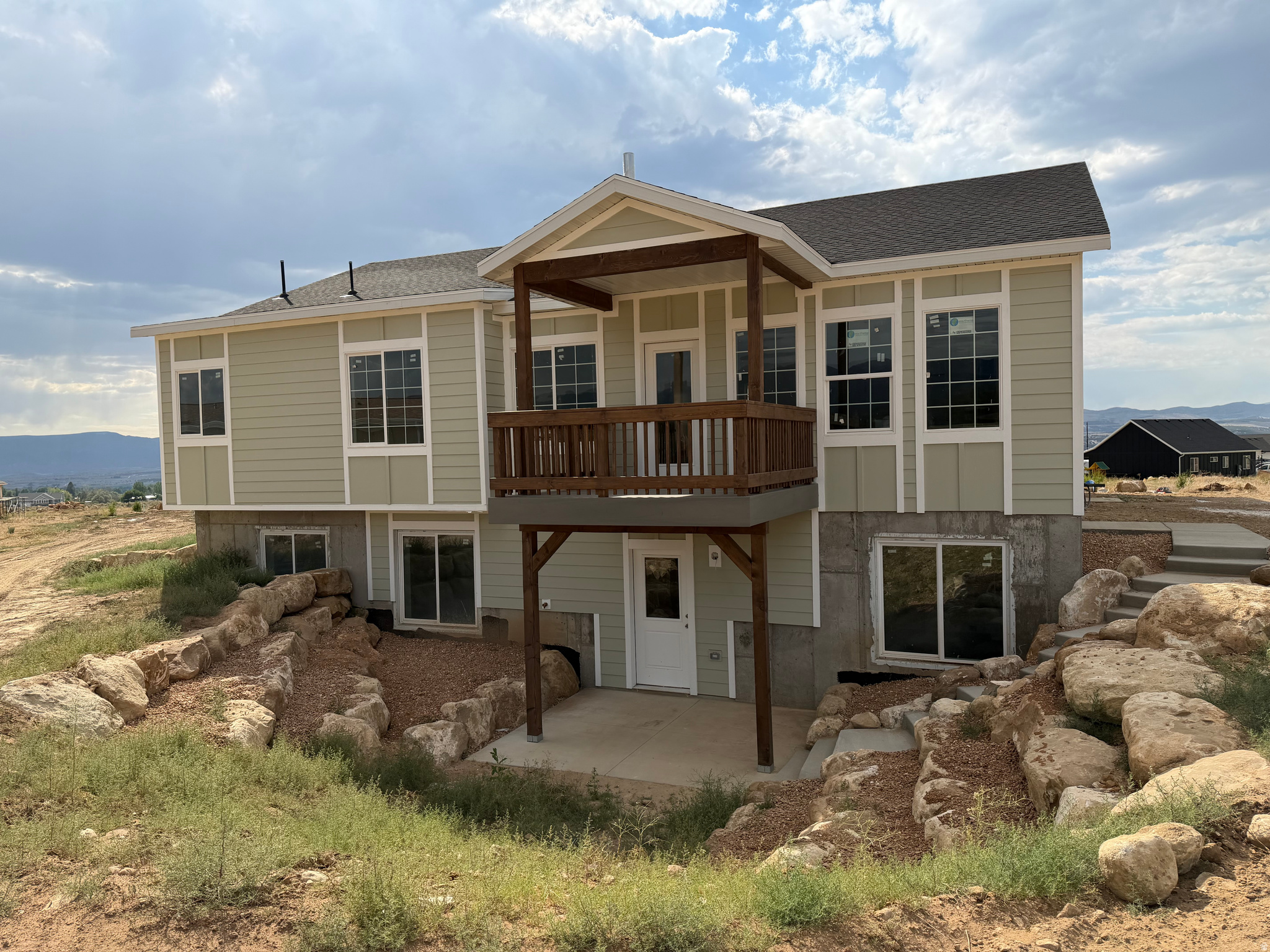 MOUNTAINVILLE FARMS - Residential