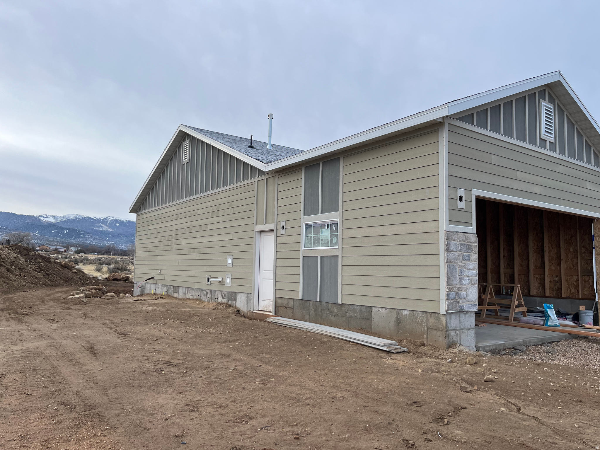 MOUNTAINVILLE FARMS - Residential