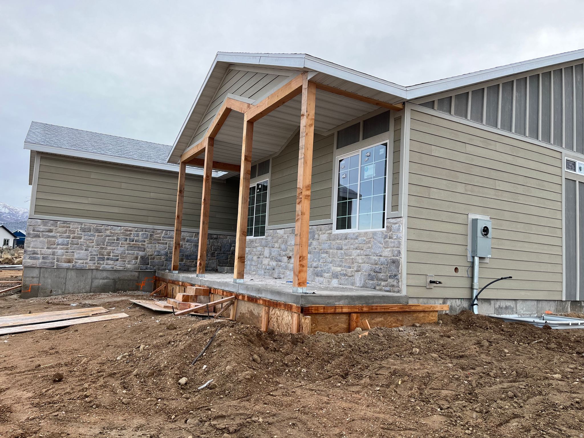 MOUNTAINVILLE FARMS - Residential
