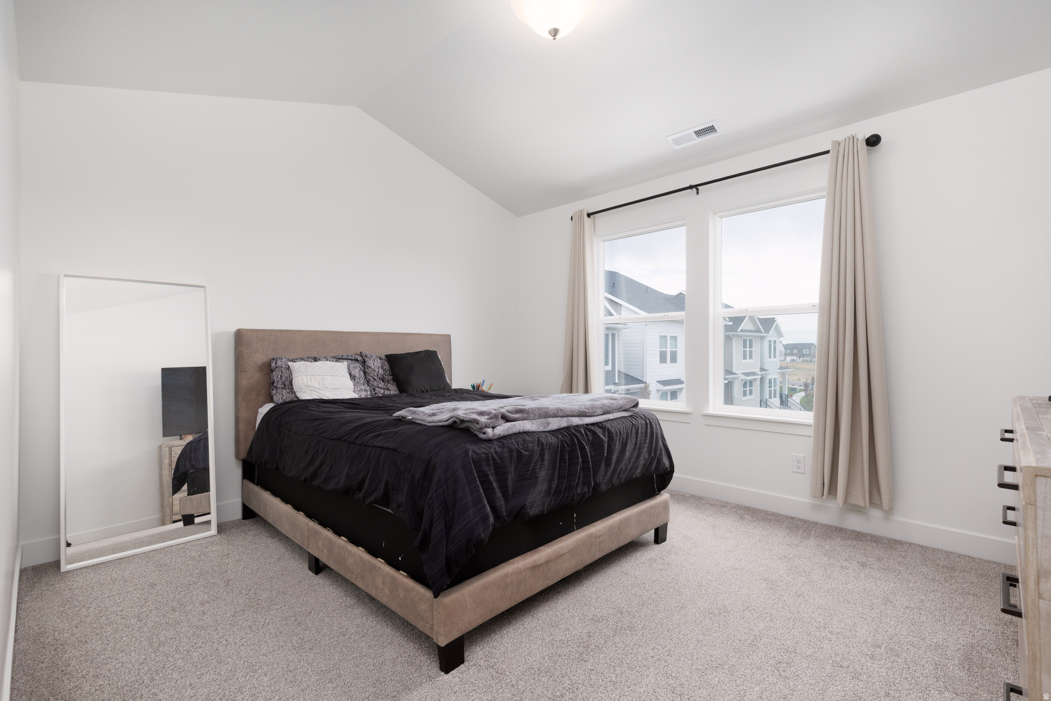 MOUNTAIN RIDGE - Residential