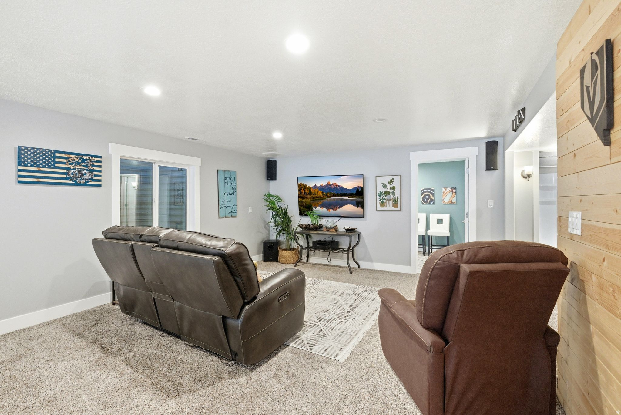 SUNSET POINTE - Residential
