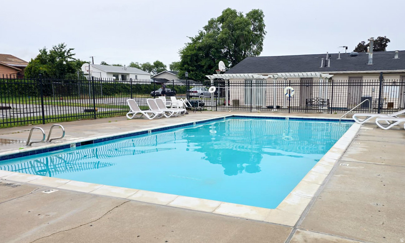 WOOD CREST CONDOMINIUMS - Residential
