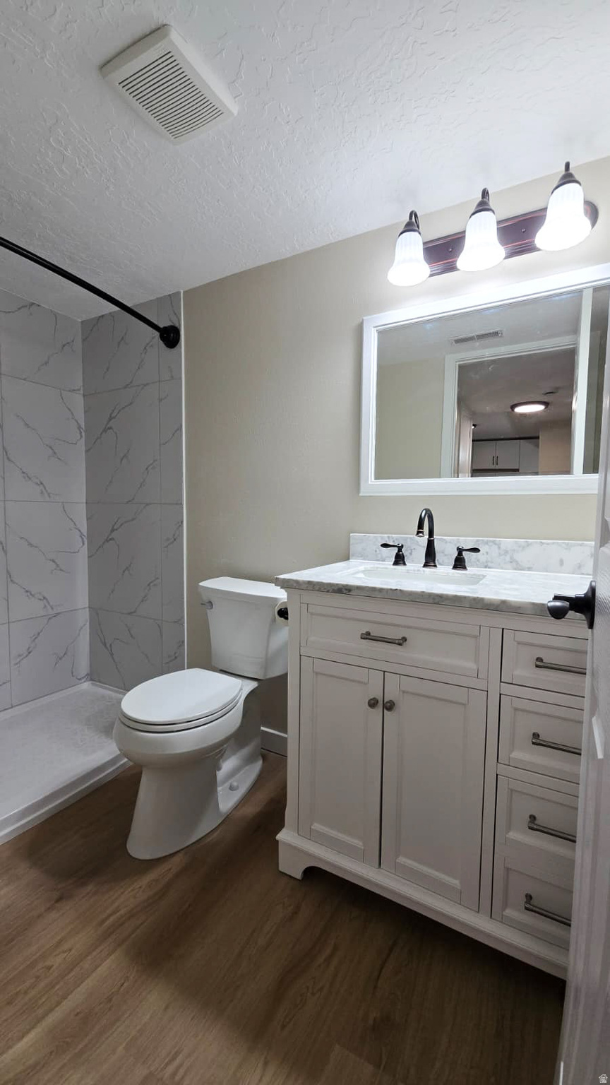 WOOD CREST CONDOMINIUMS - Residential