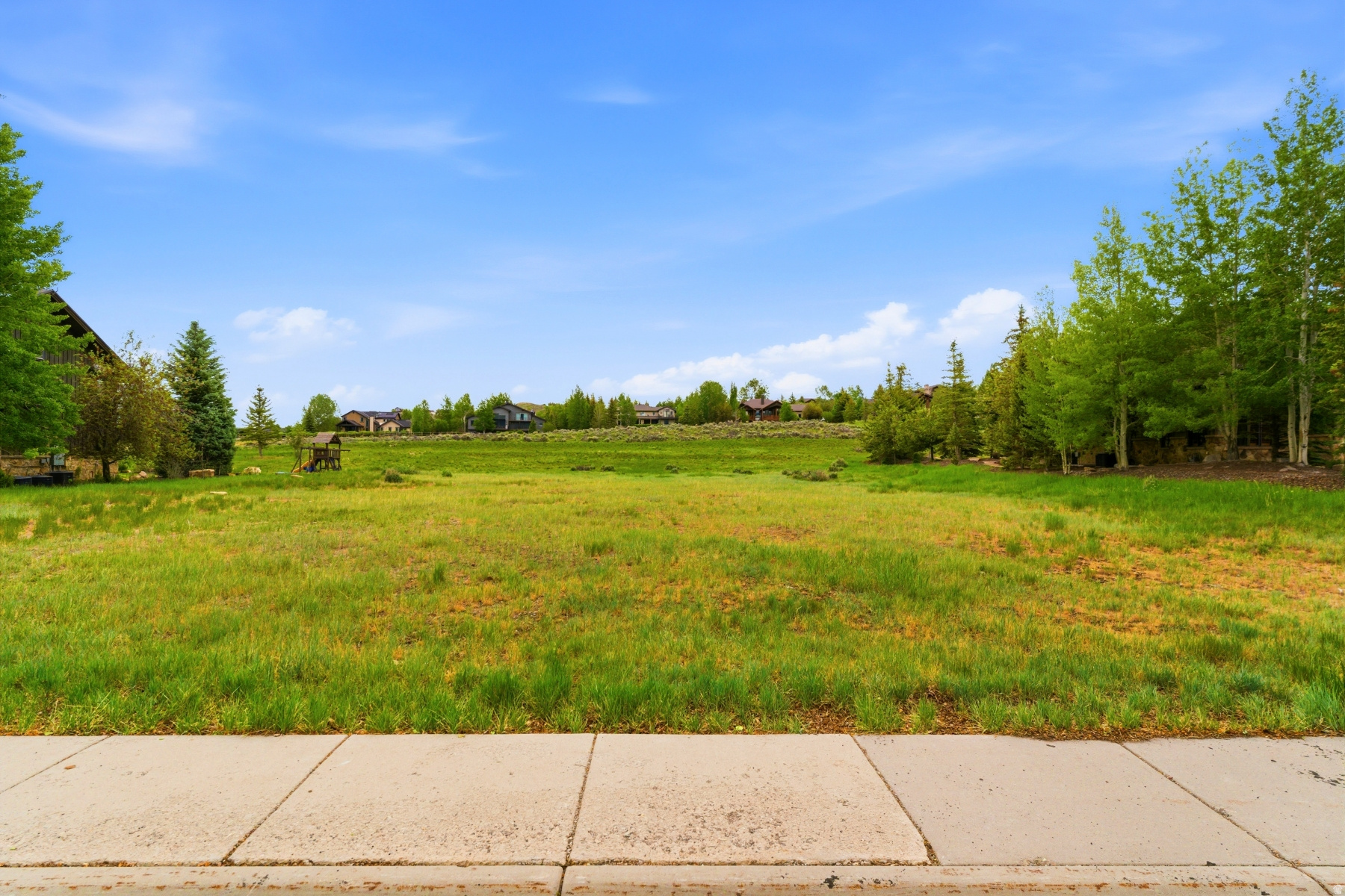 MOUNTAIN RANCH ESTATES - Land