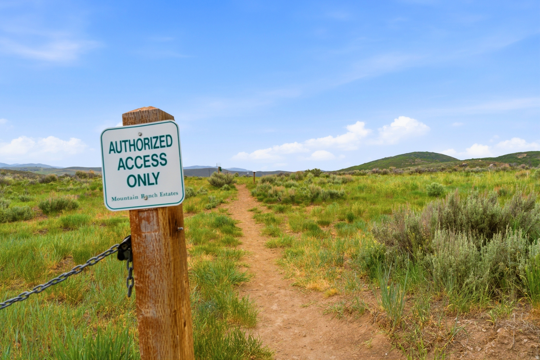 MOUNTAIN RANCH ESTATES - Land