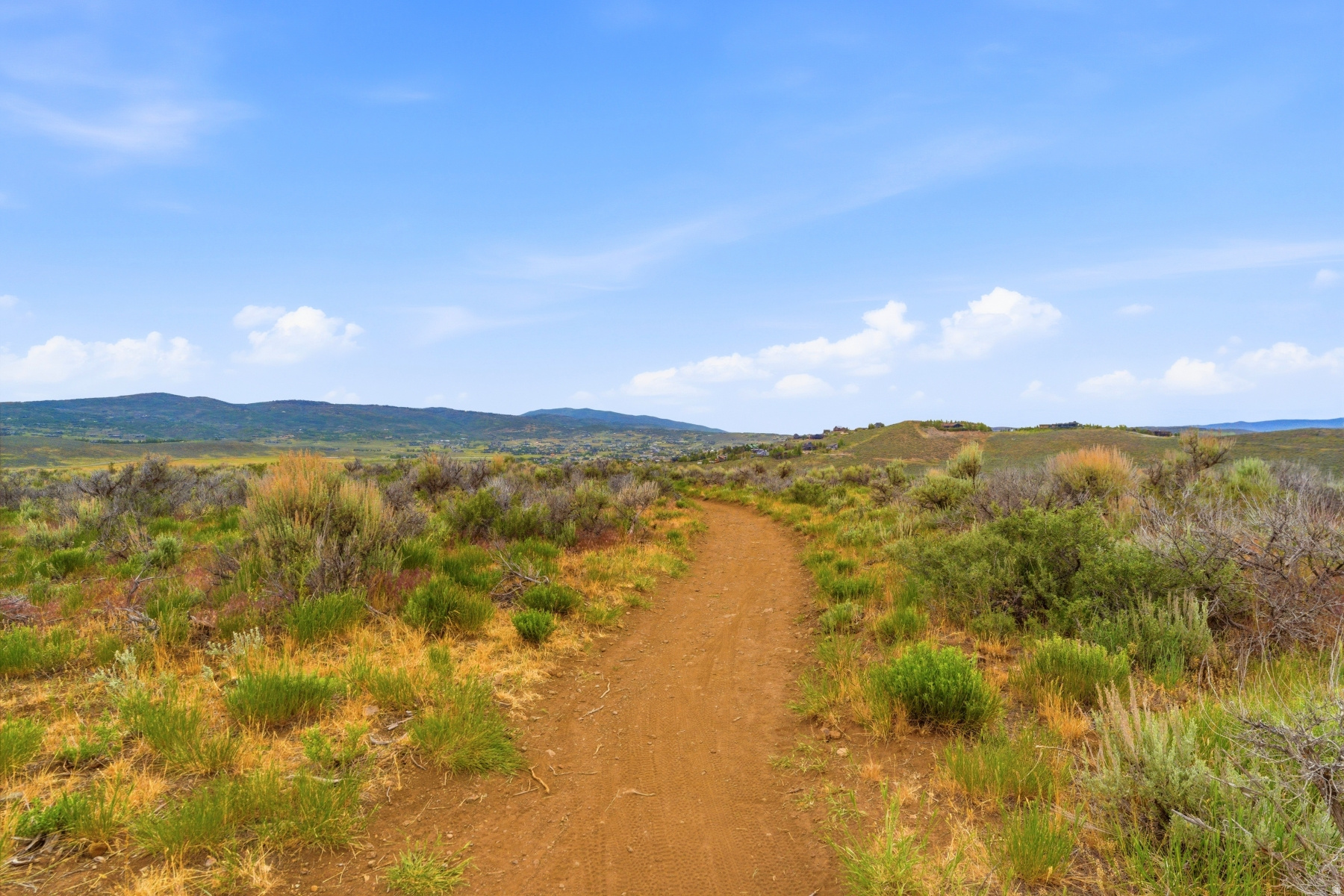 MOUNTAIN RANCH ESTATES - Land
