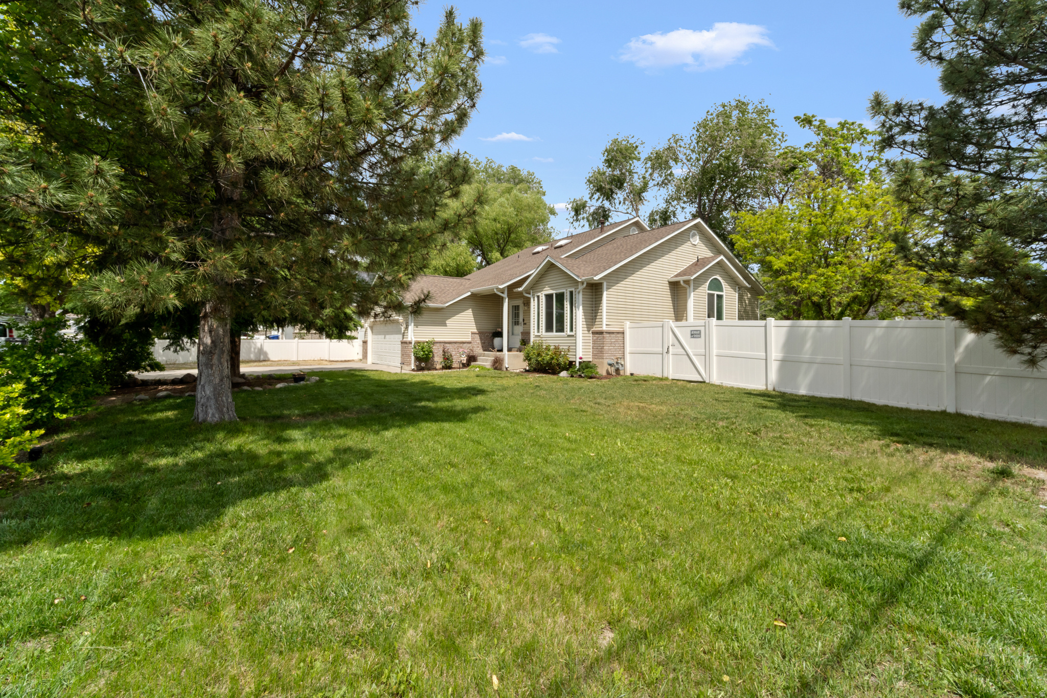 ELM CREEK - Residential