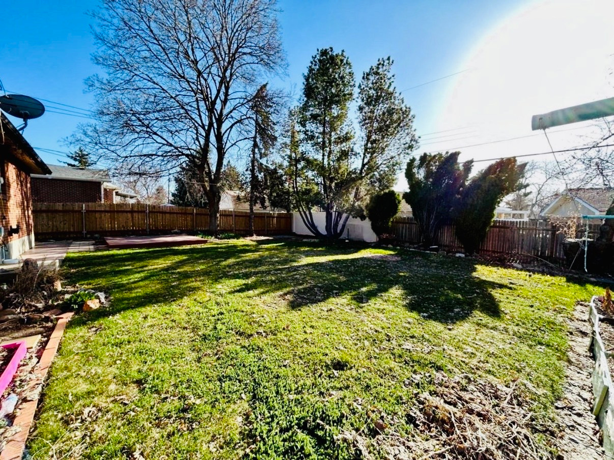 TERRACE VIEW #2 - Residential