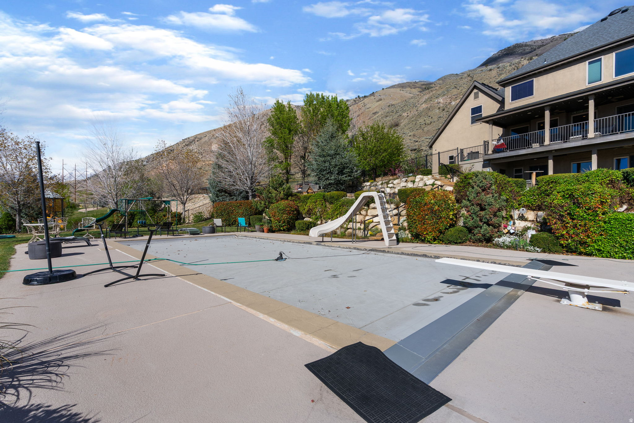 CANYON HEIGHTS AT CEDAR HILLS - Residential