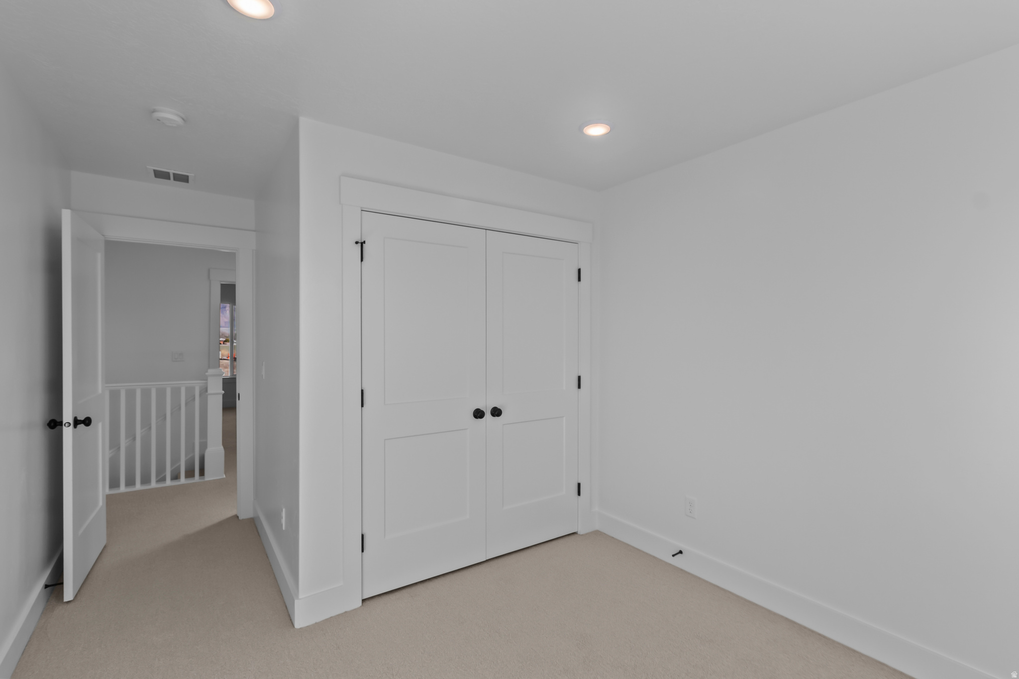 ENVISION ESTATES - Residential