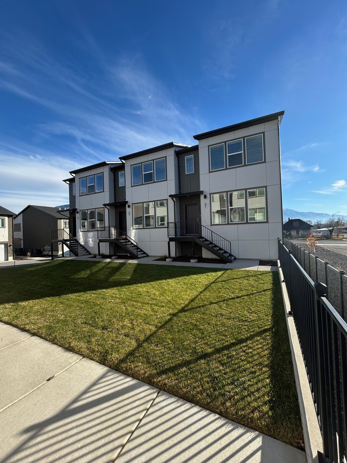 SPRINGVILLE TOWNS - Residential