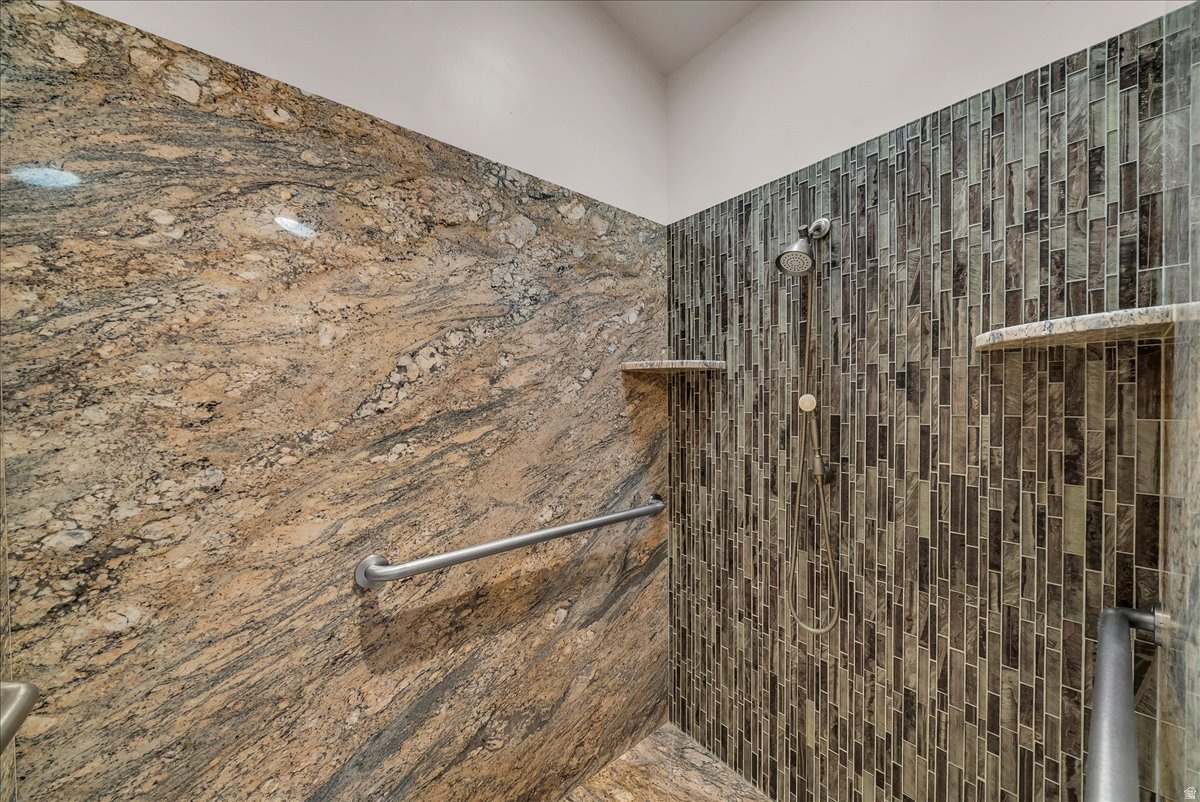 RESERVE AT WEBB POINT - Residential