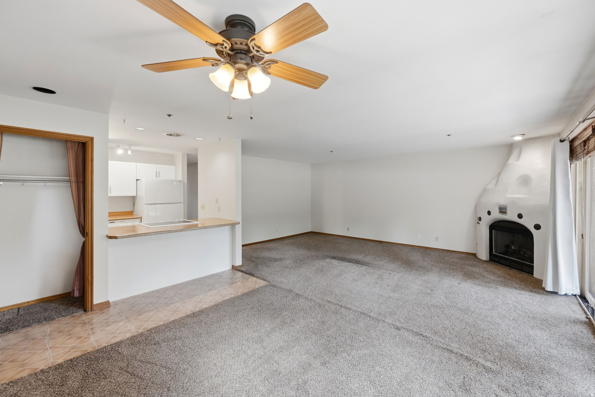 WINDRIFT II CONDOMINIUM - Residential
