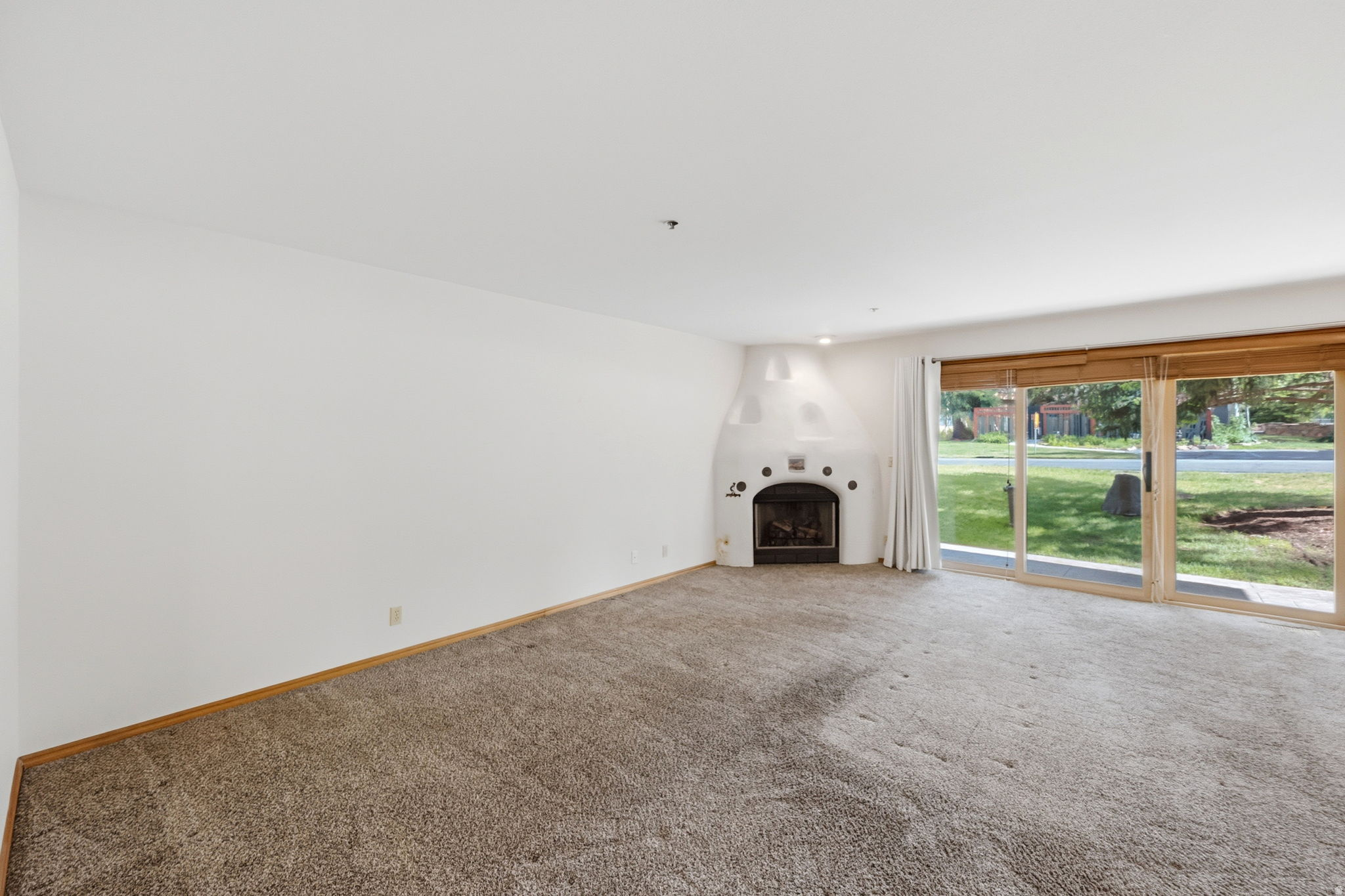 WINDRIFT II CONDOMINIUM - Residential