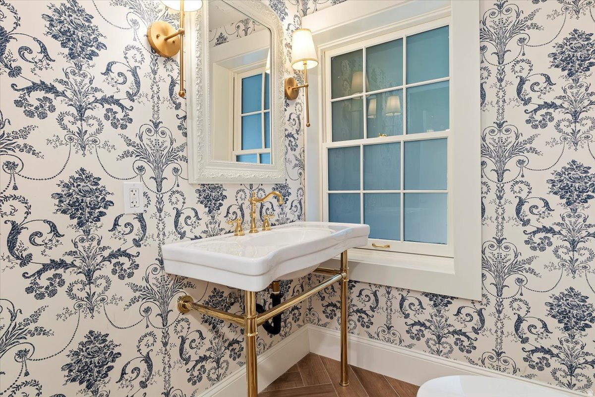 HAXTON PLACE - Residential
