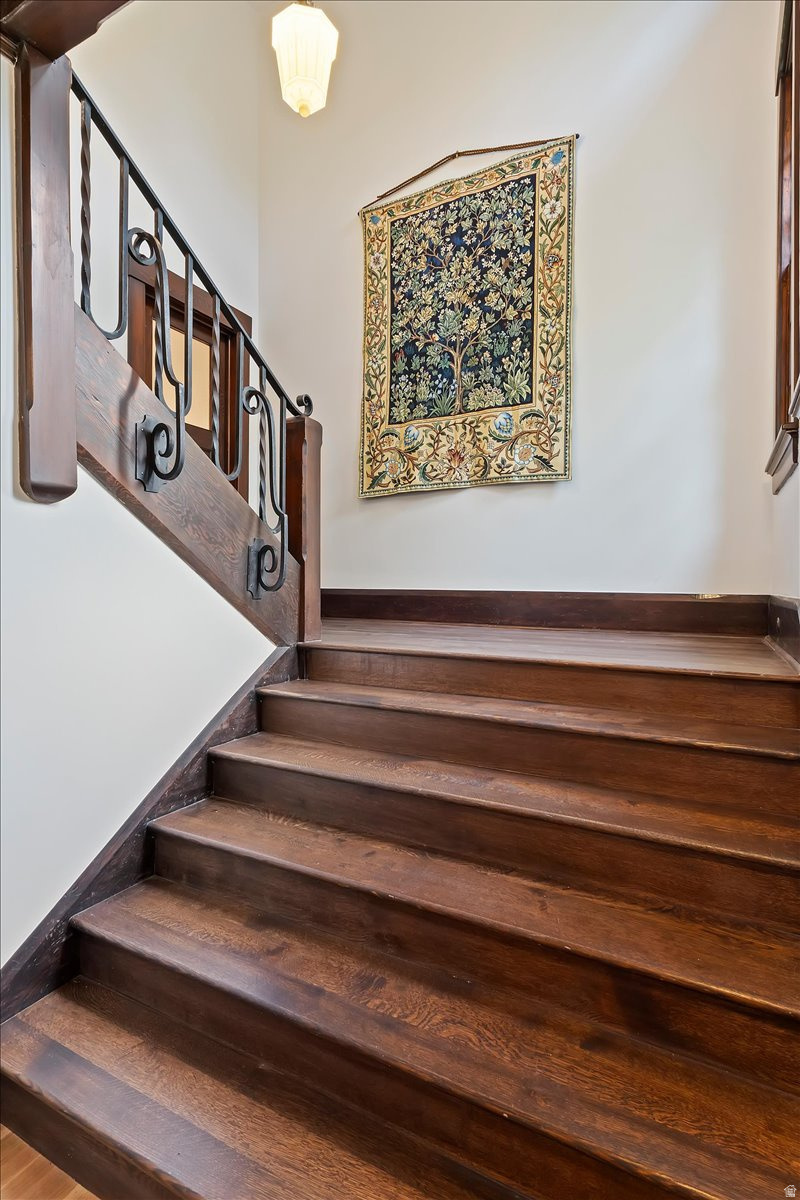HAXTON PLACE - Residential