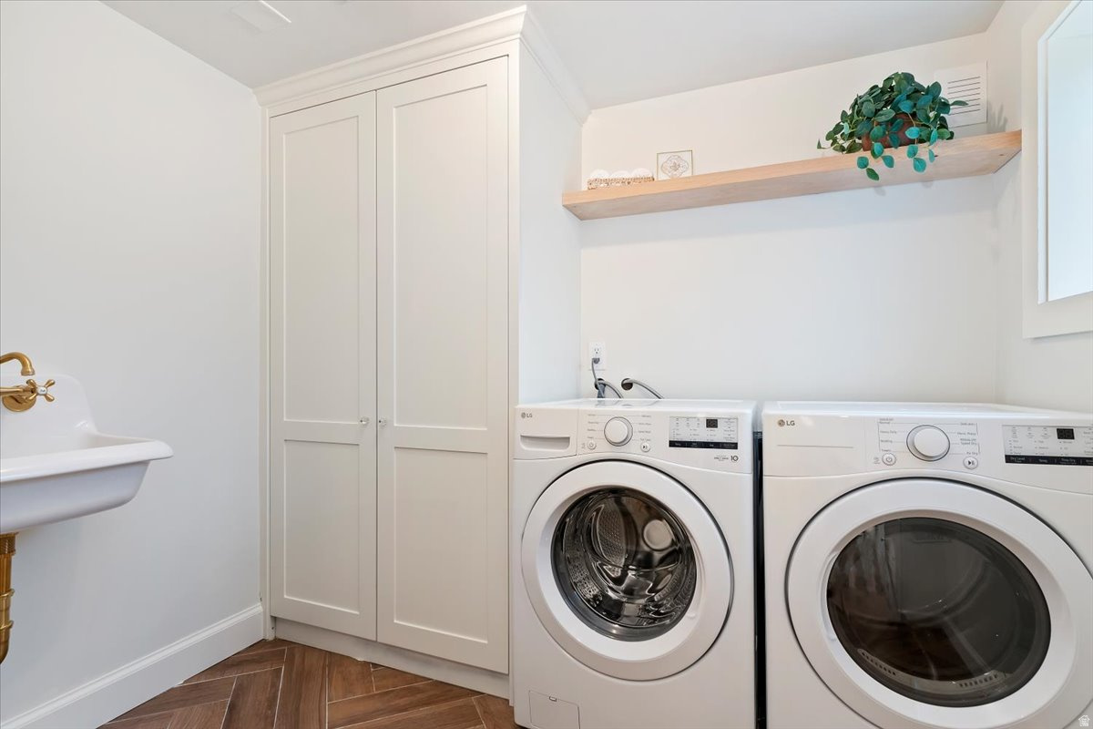 HAXTON PLACE - Residential