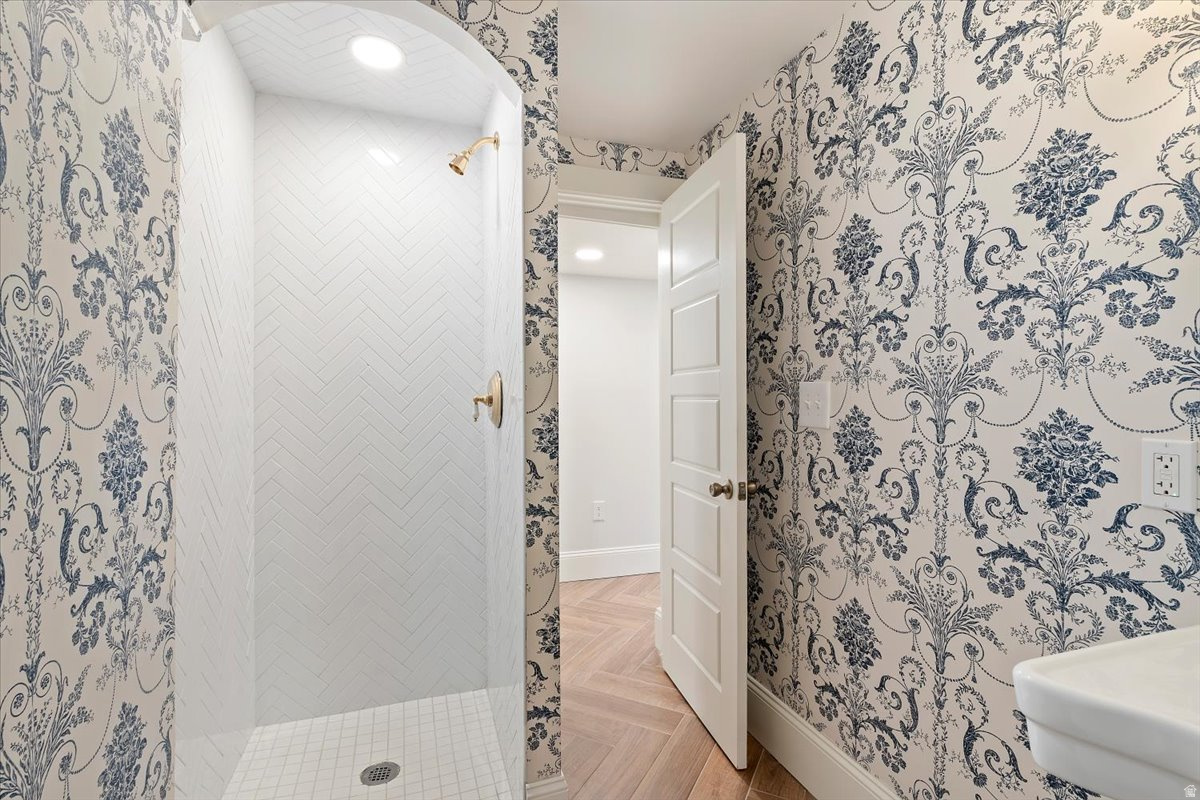 HAXTON PLACE - Residential