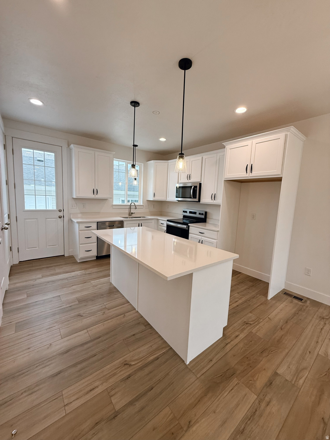 SALEM PARK - Residential